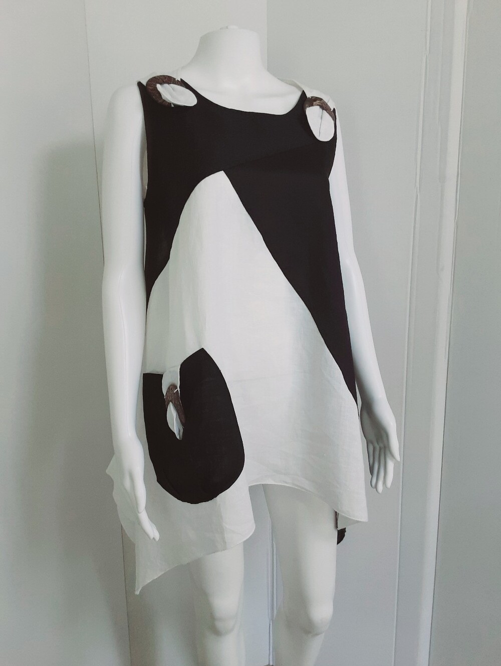 Lumiere Bold Black White Cotton | Linen Blend Handkerchief Tunic Top Sz M